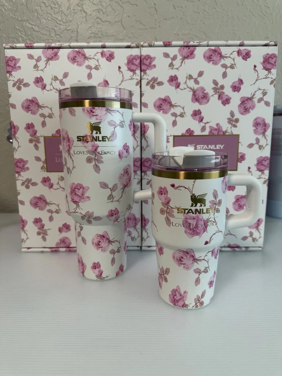 Stanley x LoveShackFancy Ribbon Rosa 40oz Quencher Authentic