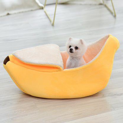 Banana-Shaped Plush Cat Bed – Soft Indoor Pet Nest for Cats