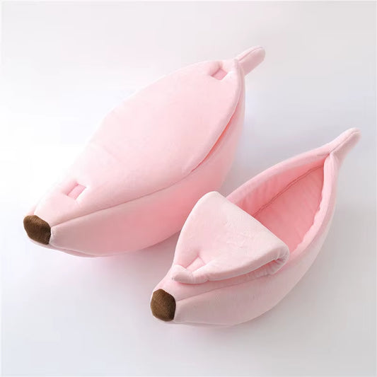 Cute Banana Cat Bed | Soft Warm Cat Cave Bed for Indoor Cats & Kittens