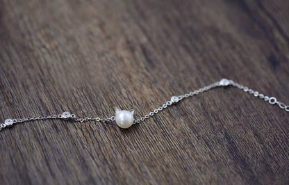 925 Sterling Silver Cat Bracelet with Freshwater Pearl | Elegant Gift for Cat Lovers