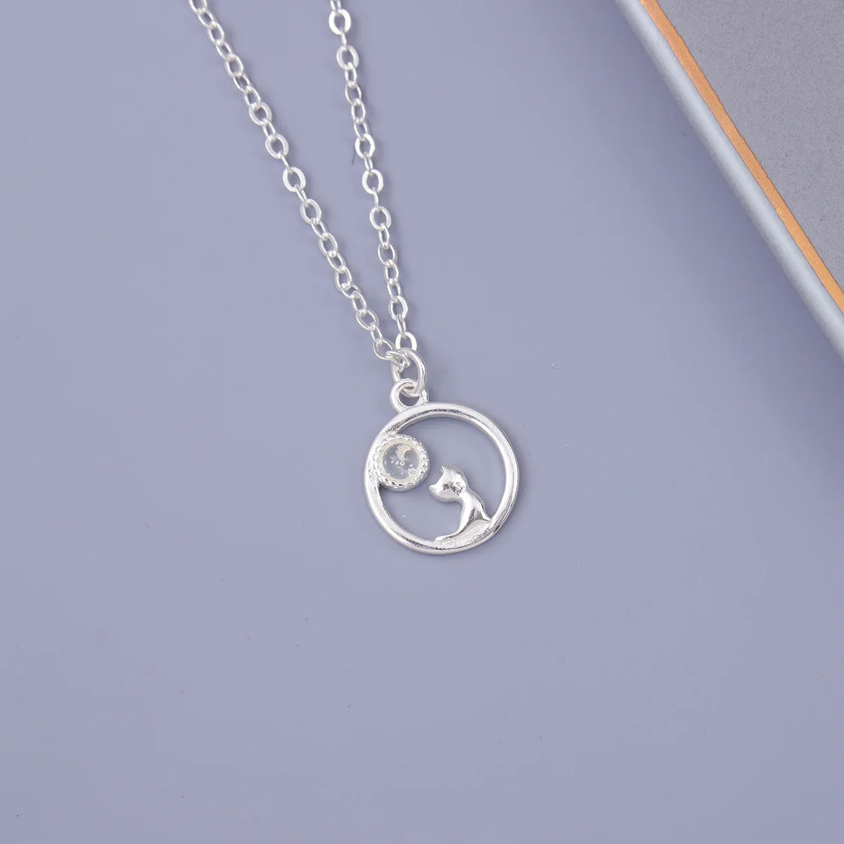 Moon Cat Necklace in 925 Sterling Silver | Mother of Pearl Pendant