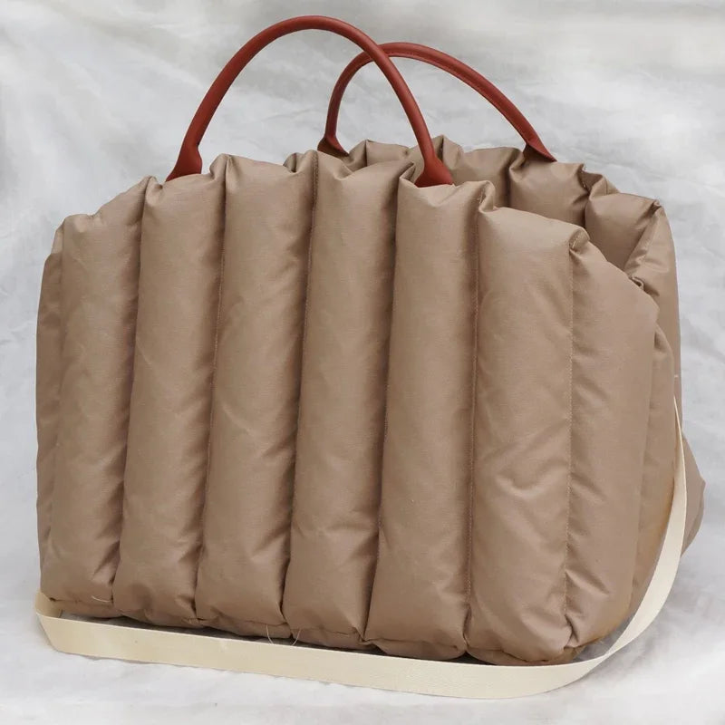 The Paw Purrse™ | Luxury Cat Carrier Tote Bag for Stylish Pet Travel