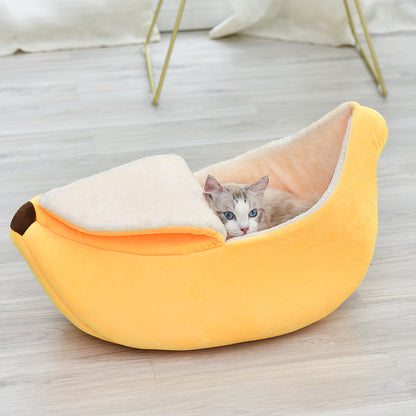 Banana-Shaped Plush Cat Bed – Soft Indoor Pet Nest for Cats