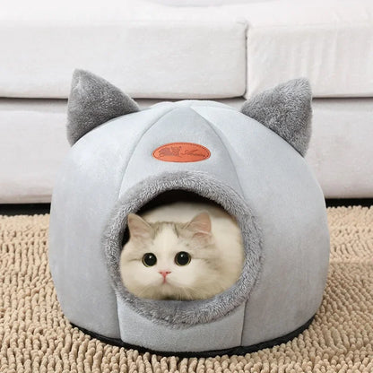 Cozy Winter Retreat: The Ultimate Deep Sleep Cat Bed & Dog House for Indoor Pets
