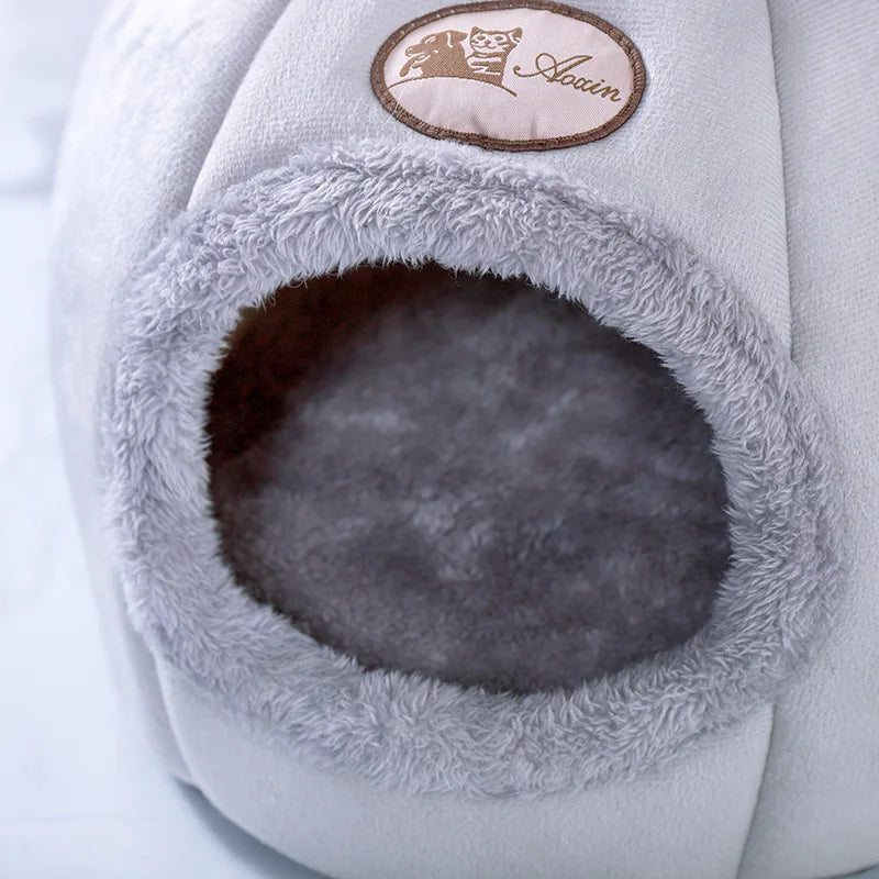 Cozy Winter Retreat: The Ultimate Deep Sleep Cat Bed & Dog House for Indoor Pets