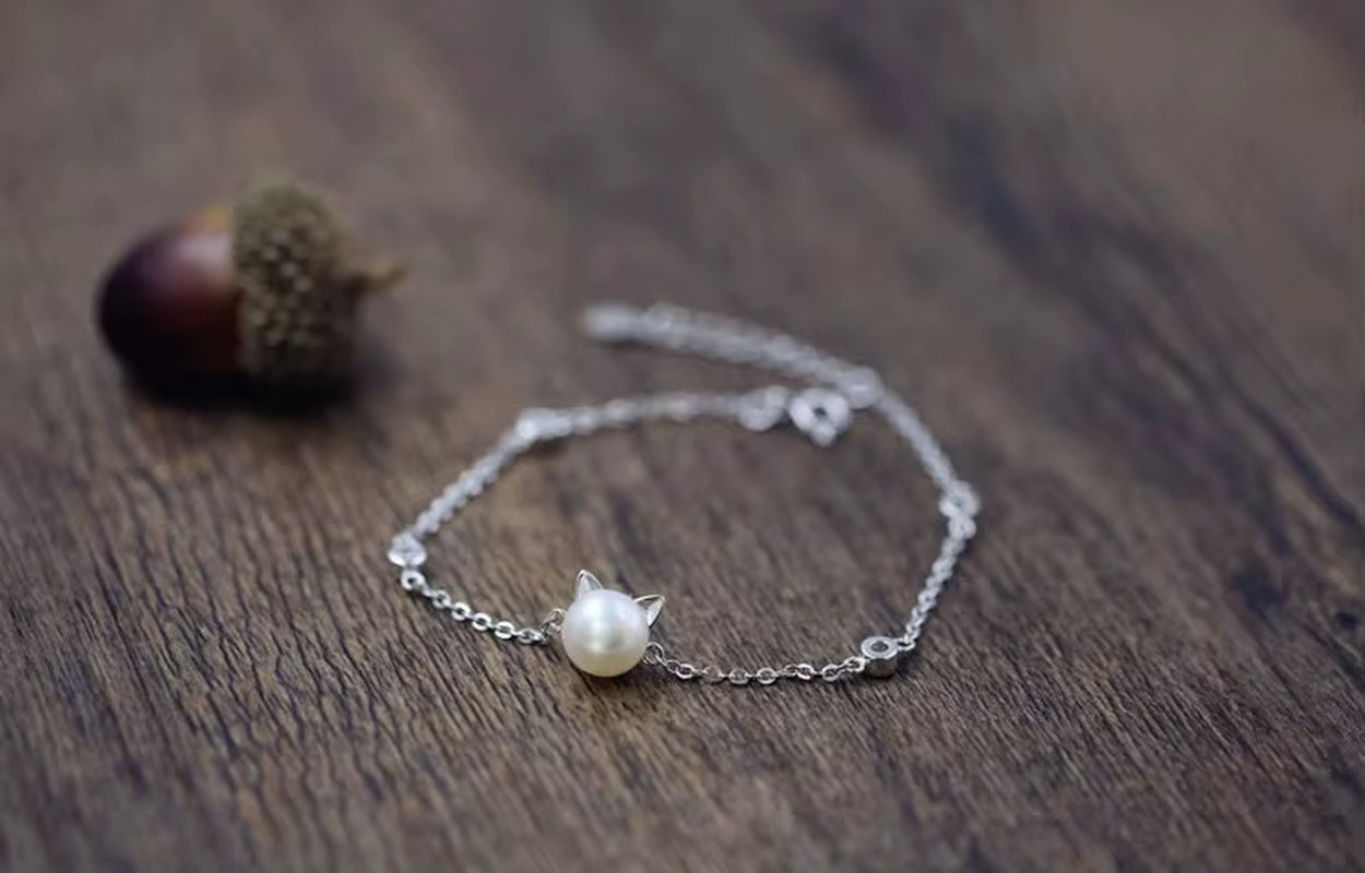 925 Sterling Silver Cat Bracelet with Freshwater Pearl | Elegant Gift for Cat Lovers