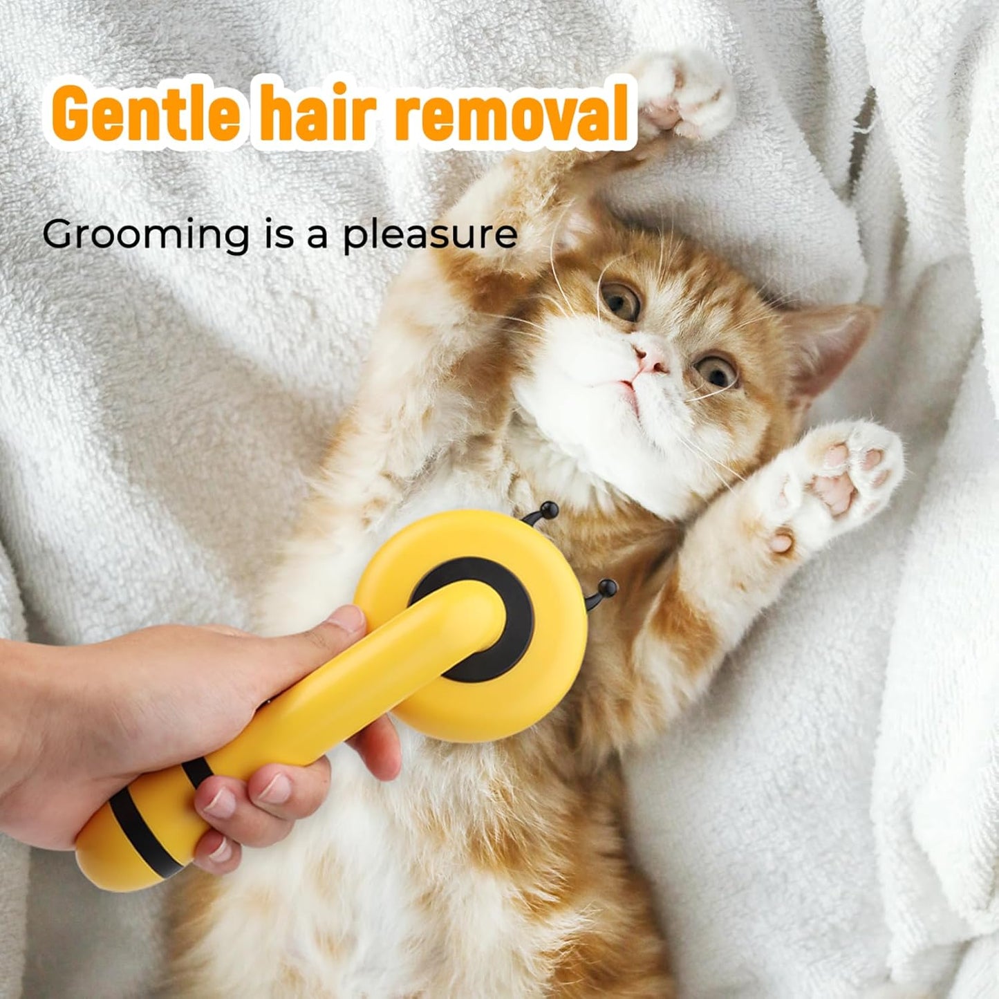 New Bee-Shaped Self-Cleaning Cat Brush