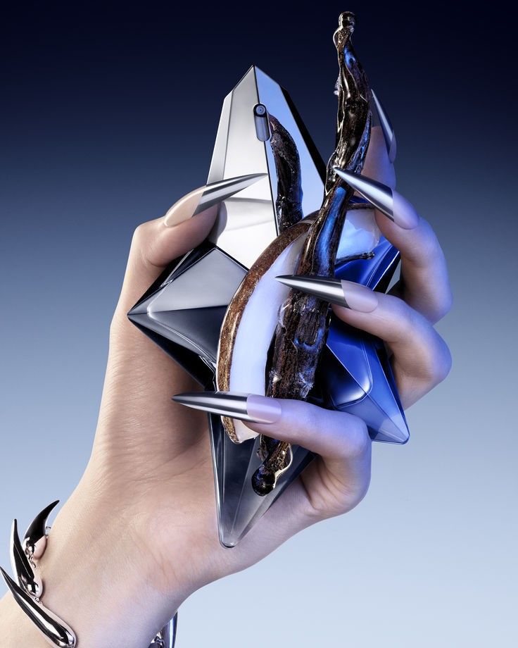 Mugler Angel by Thierry Mugler Eau de Parfum for Women 3.4 oz – Refillable