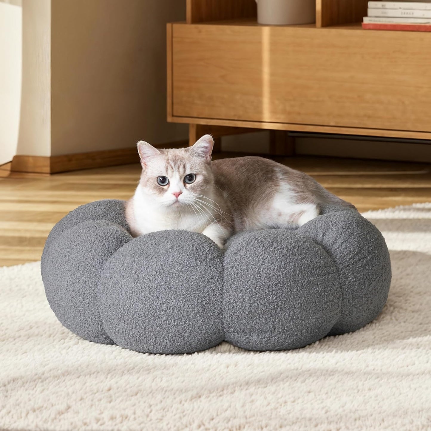 New Calming Cat Beds